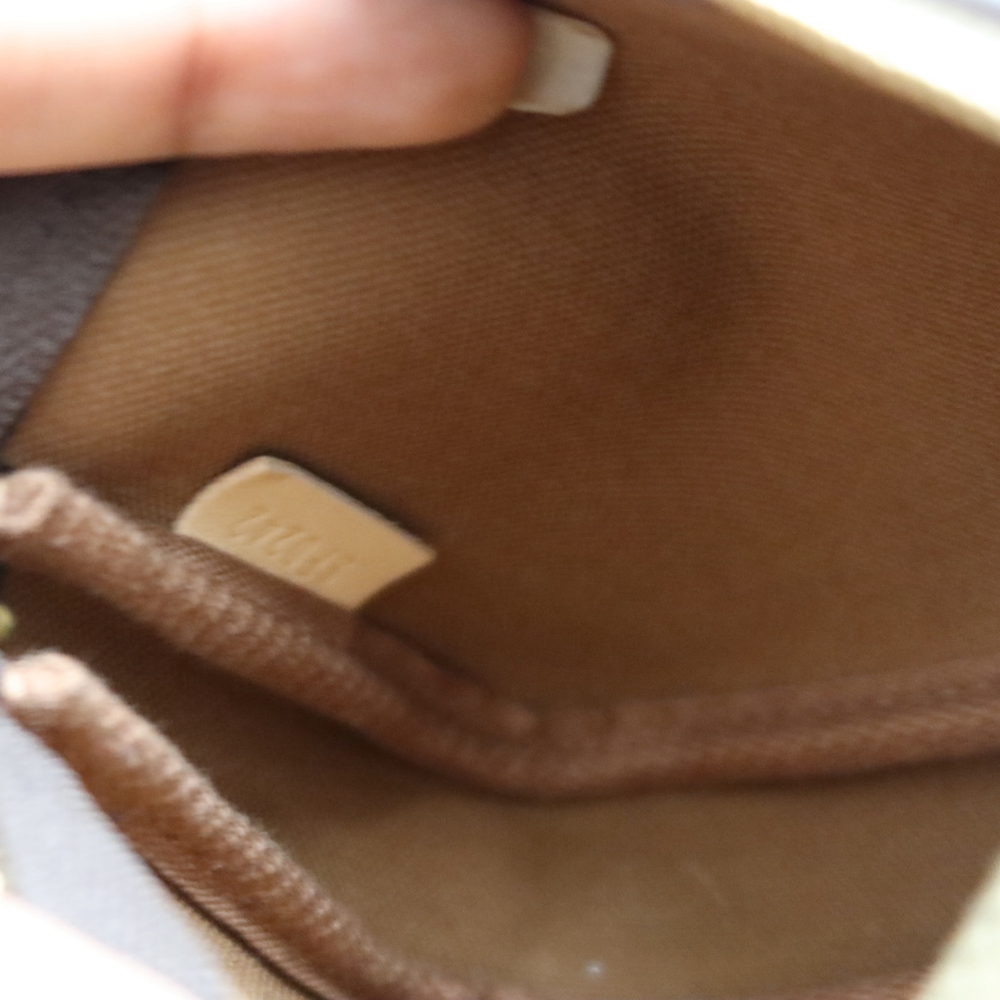 Louis Vuitton Mini Pochette Accessoires Monogram Canvas - Picture 10 of 10